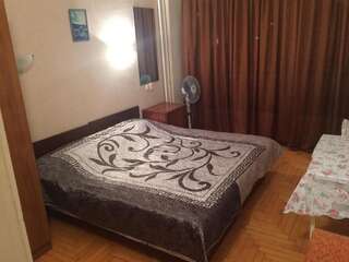 Отели эконом-класса Страна Души Сухум Бюджетный двухместный номер с 1 кроватью или 2 отдельными кроватями-5